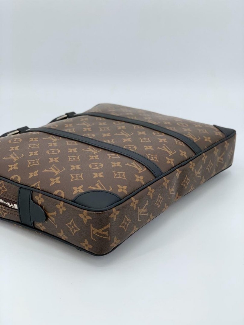 Портфель Louis Vuitton